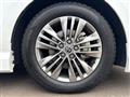 2023 Toyota Alphard Hybrid