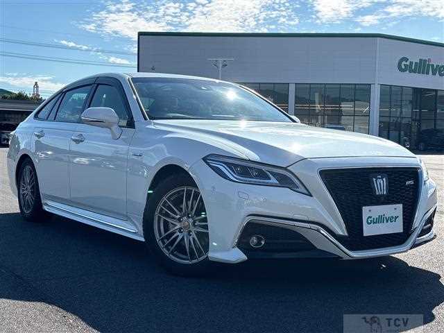 2018 Toyota Crown Hybrid