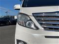 2014 Toyota Alphard