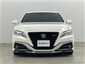 2019 Toyota Crown Hybrid