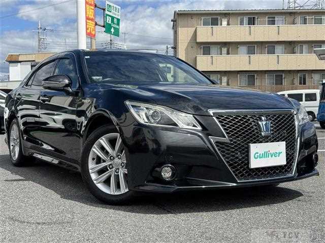 2014 Toyota Crown Hybrid