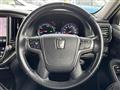 2014 Toyota Crown Hybrid