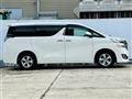 2015 Toyota Vellfire