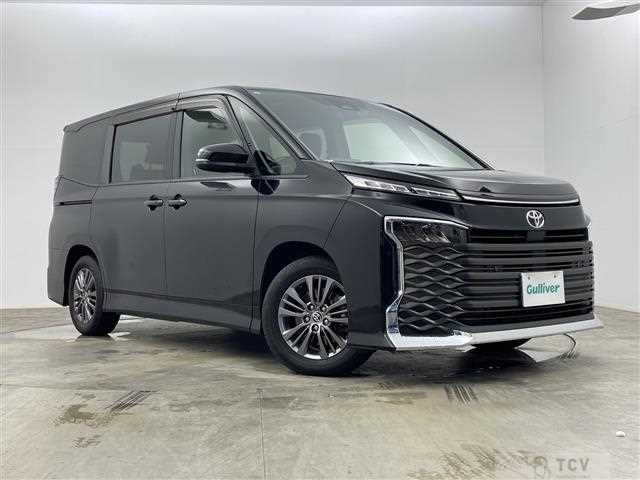 2023 Toyota Voxy