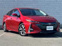 2017 Toyota Prius PHV