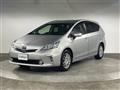 2013 Toyota PRIUS α