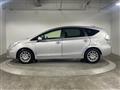 2013 Toyota PRIUS α