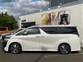 2018 Toyota Vellfire