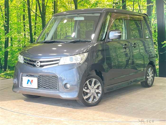 2010 Nissan ROOX