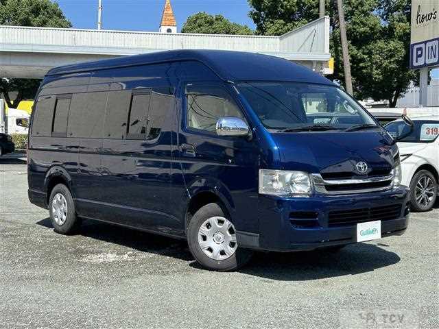 2010 Toyota Hiace Commuter