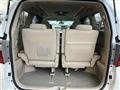 2010 Toyota Alphard