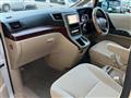 2010 Toyota Alphard
