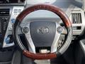 2011 Toyota PRIUS α