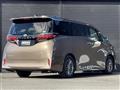 2023 Toyota Alphard Hybrid