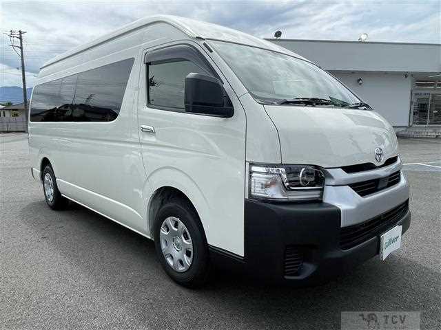 2026 Toyota Hiace Commuter