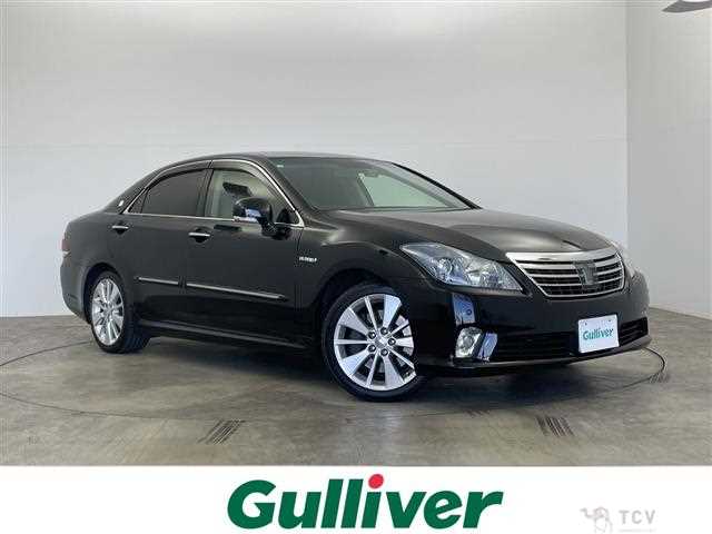 2011 Toyota Crown Hybrid