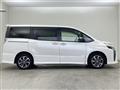 2022 Toyota Voxy