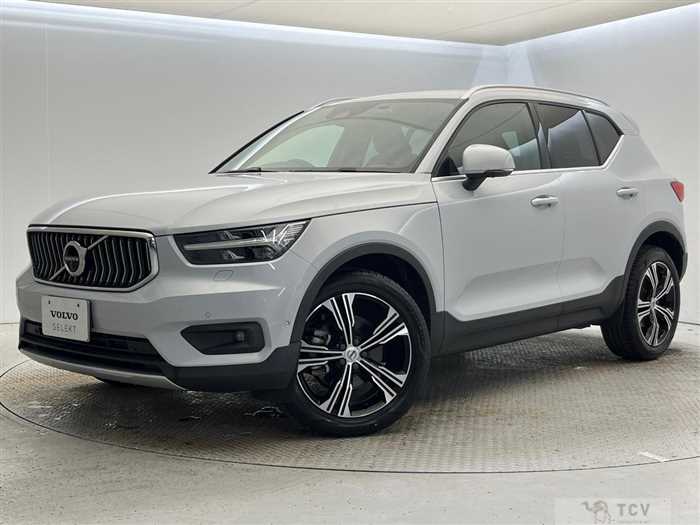 2020 Volvo XC40