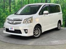 2010 Toyota Noah