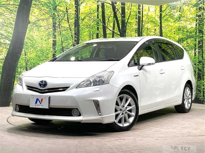 2012 Toyota PRIUS α
