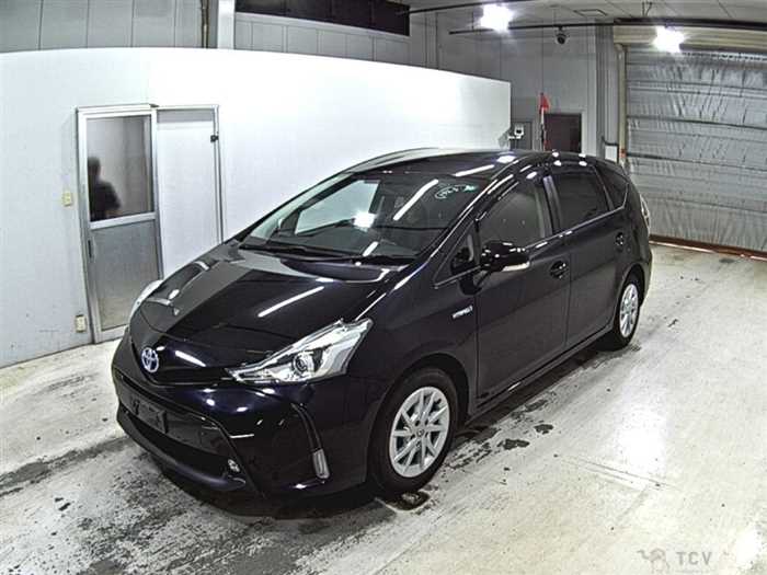 2015 Toyota PRIUS α