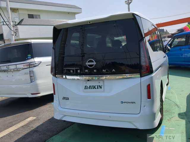 2025 Nissan Serena