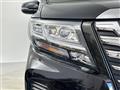 2015 Toyota Alphard Hybrid