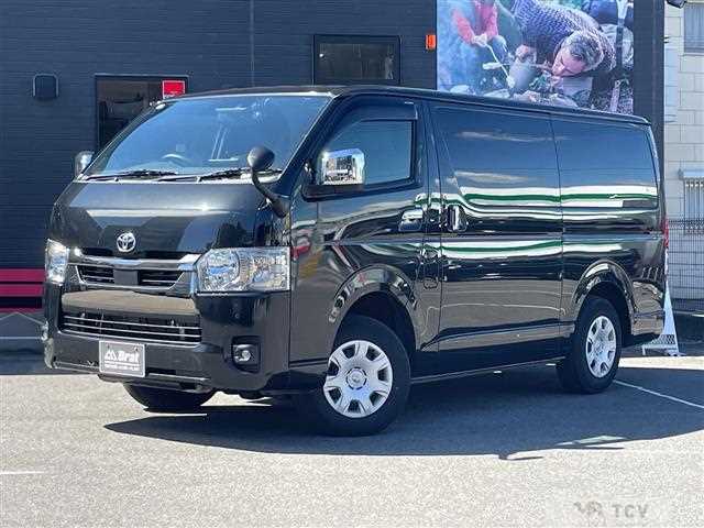 2022 Toyota Hiace Van