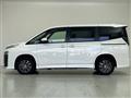 2025 Toyota Voxy