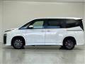 2025 Toyota Voxy