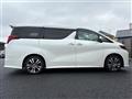 2022 Toyota Alphard