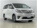 2013 Toyota Alphard