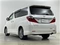 2013 Toyota Alphard