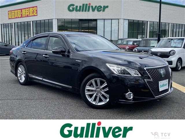 2014 Toyota Crown Hybrid