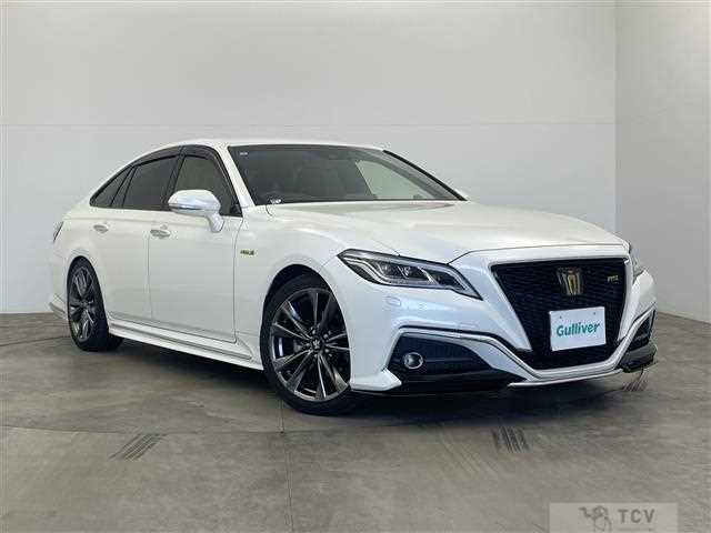 2019 Toyota Crown Hybrid