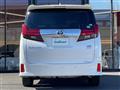 2017 Toyota Alphard Hybrid