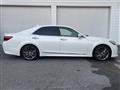 2013 Toyota Crown Hybrid