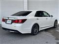 2013 Toyota Crown Hybrid