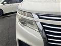 2016 Nissan Elgrand