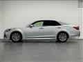 2016 Toyota Crown Hybrid