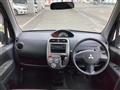 2009 Mitsubishi Toppo