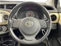 2011 Toyota Vitz