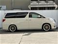 2013 Toyota Alphard Hybrid