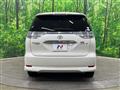 2011 Toyota Estima Hybrid