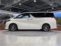 2016 Toyota Alphard Hybrid