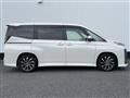 2024 Toyota Voxy