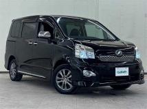 2013 Toyota Voxy
