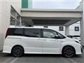 2016 Toyota Noah