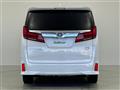 2022 Toyota Alphard Hybrid