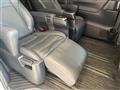 2018 Toyota Alphard Hybrid